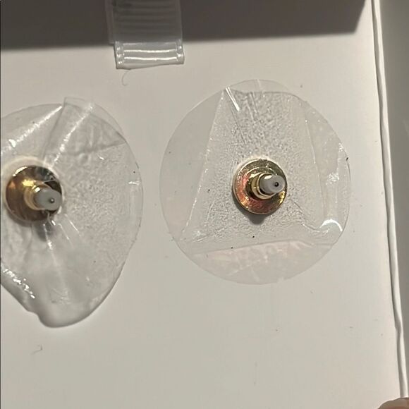 Piper•k Gold and White Freshwater Pearls Glass Stones cascading earrings NWT - Picture 3 of 5
